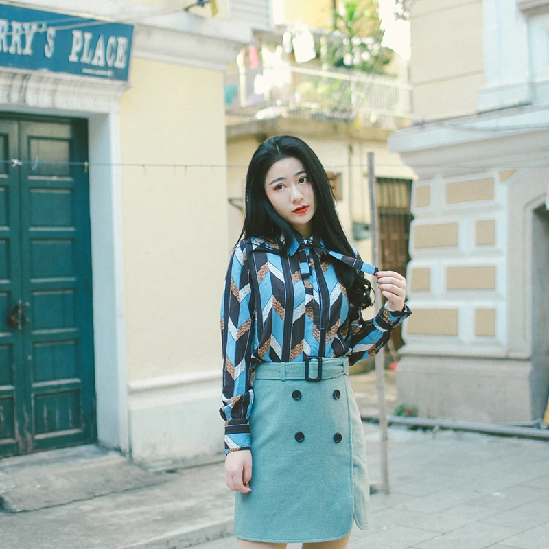 Ван Хан Годун Рождество дверь ретро шифон рубашка в полоску ленты геометрическая