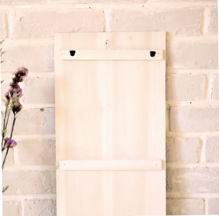 Прямоугольная серая деревянная настенная бескаркасная доска с изображением