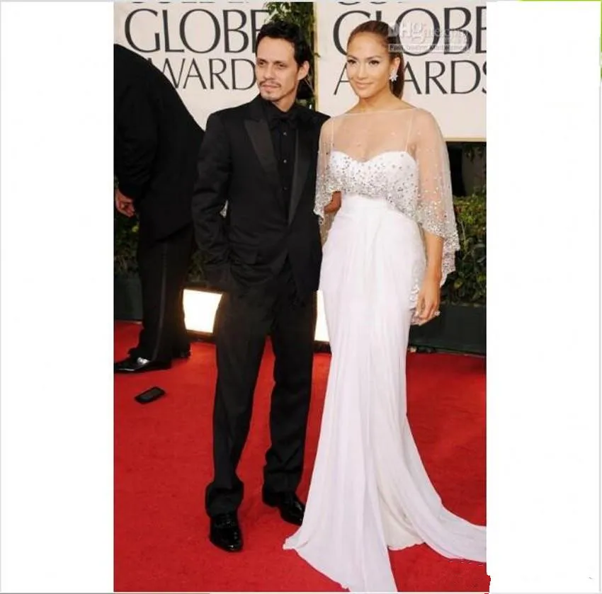 Белые торжественные платья знаменитостей Русалка на тонких бретельках