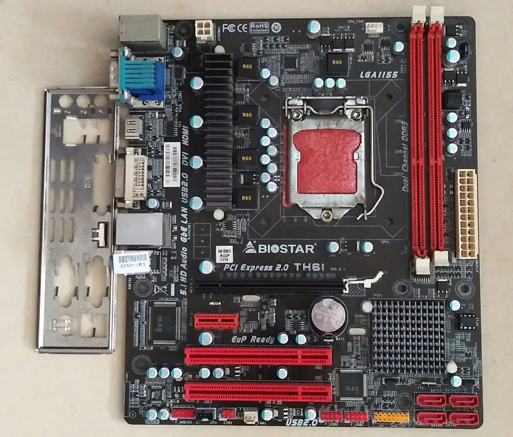 Материнская плата H61 1155 использована в оригинальном Biostar TH61 LGA DDR3 (вместо