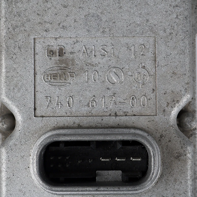 Ксенплюс 1 шт. оригинальный использованный OEM A0028202426 / H ella 5DF008279 00 HID ксеноновый