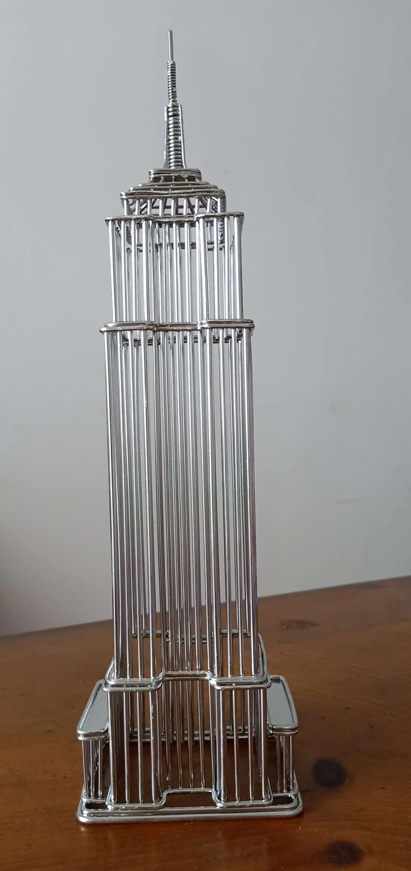 Steel Wire Model Doodles Destinations Empire State Building Architecture Replica Statue Card Holder and Award