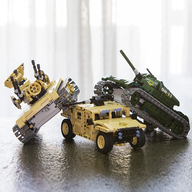 

Military Series Remote Control Tanks Vehicles Gun Building Blocks Bricks Model with Motor Power Gifts for Boys