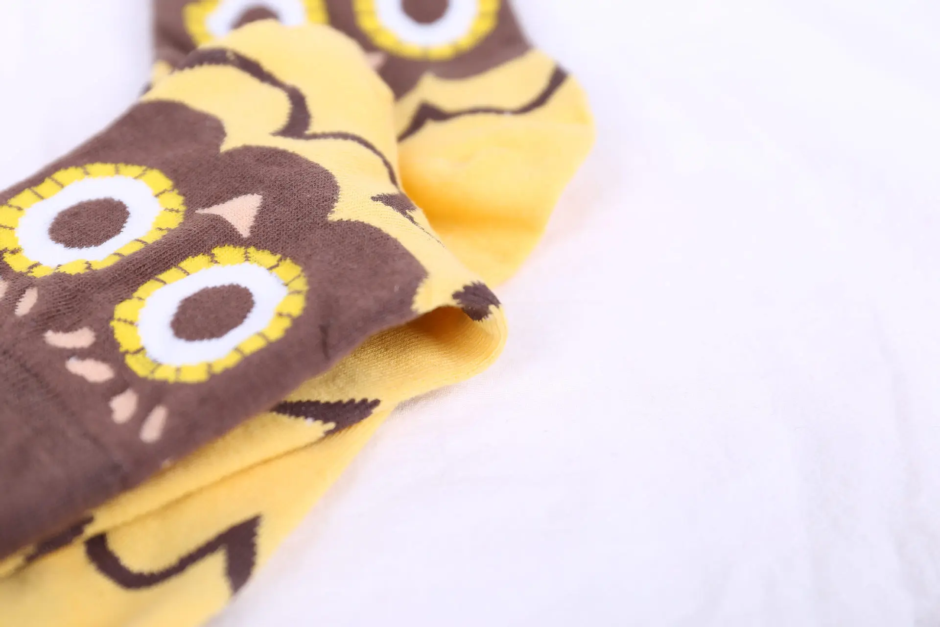 Hot Women's Funny Pattern Combed Cotton Crew Owl Socks Fashion Style Unisex Colorful Casual Ladies Wedding Socks NS9048