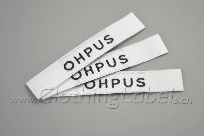 

woven labels for clothing as customized polyester material middle folded laser cut high density low MOQ custom woven print label