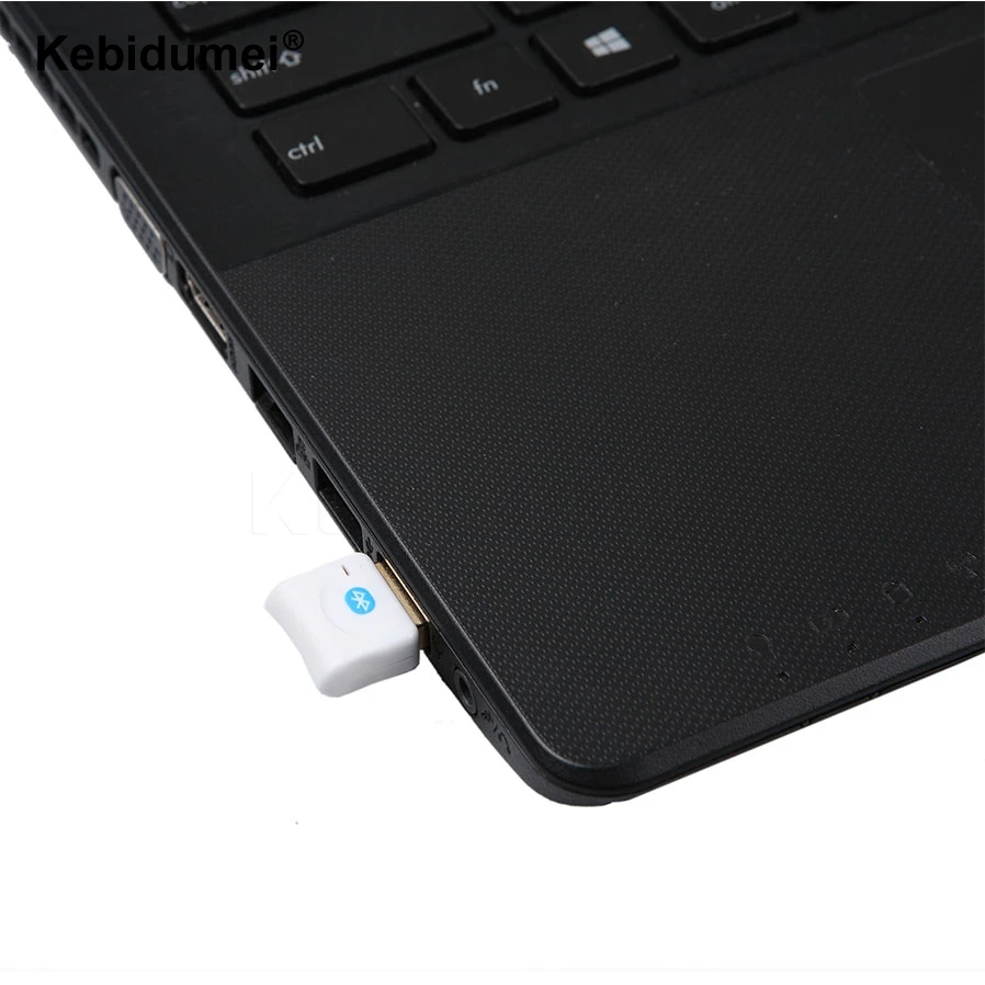 Включающим в себя гарнитуру блютус и флеш накопитель USB V4.0 двухрежимный