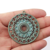 5pcs verdigris patina carve hollow round charms pendants 10mm bezel blank for handmade necklace jewelry findings making