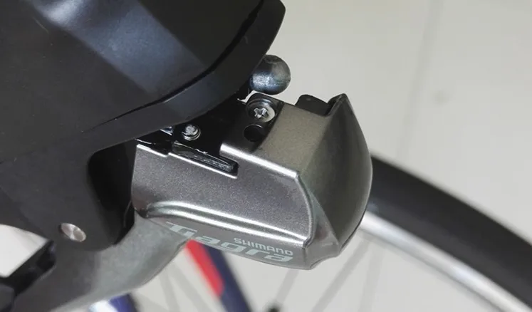 Подлинная Shimano Тиагра ST 4700 сбоку пластина наименование и крепежный винт STI Рычаг
