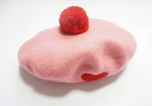 Розовый берет в стиле Лолиты с сердечком и надписью «Love Heart» Boina Feminina, шерсть, теплые женские зимние шапки