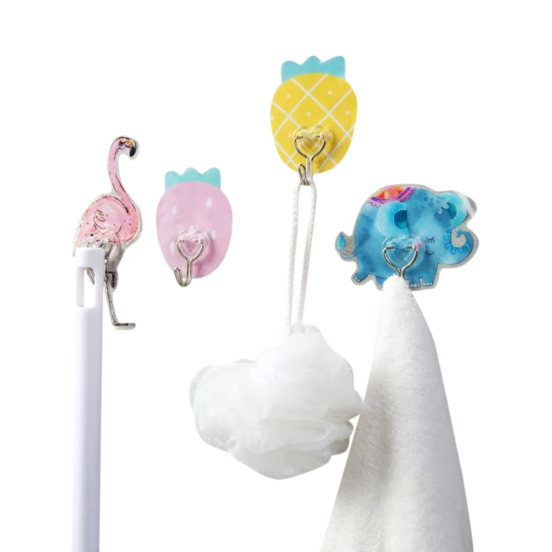 XZJJA 2 шт. милые самоклеящиеся настенные крючки для кухни и ванной комнаты с фламинго, разное устройство, домашний декор, держатель для ключей с героями мультфильмов, вязание крючком