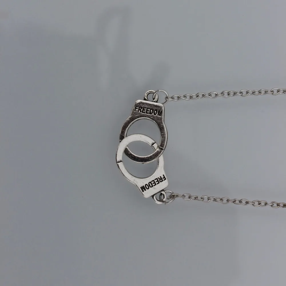 1 шт. ожерелья-подвески в форме наручников женское ювелирное изделие чокер