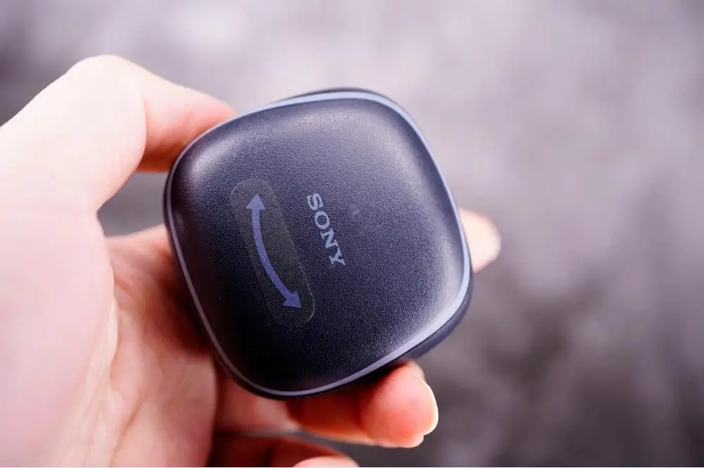 Б/у sony WF-SP700N Беспроводная Спортивная гарнитура с шумоподавлением и IPX4