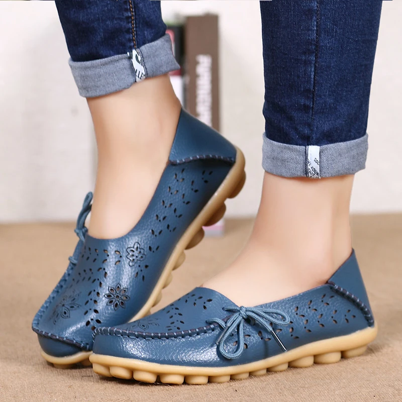 Light blue Big size 34-44 spring women flats shoes women genuine leather flats ladies shoes female cutout slip on ballet flat loafers - Цвет: Light blue