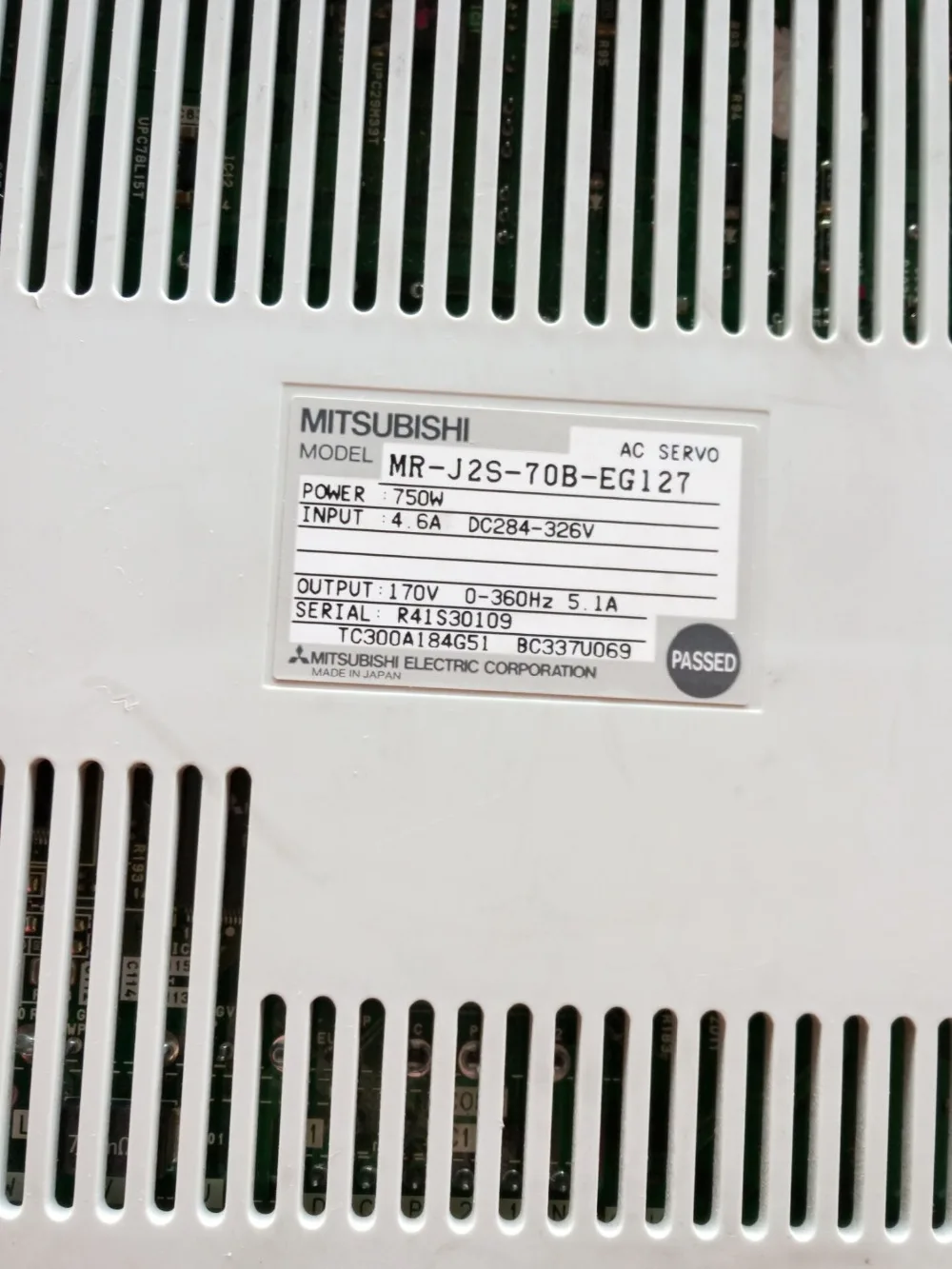 MR J2S 70B EG127 сервис хороший внешний вид 90% новый 90 дней гарантии в наличии БЕСПЛАТНАЯ