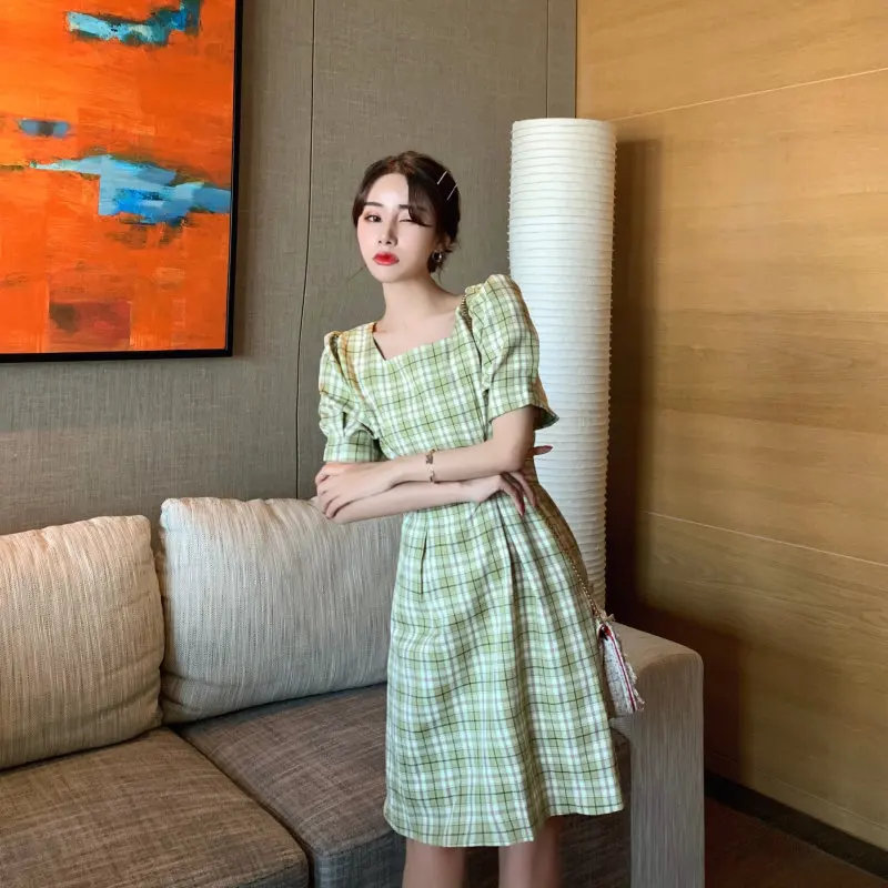 Новинка 2019 года корейские клетчатые платья в клетку с квадратным воротником и
