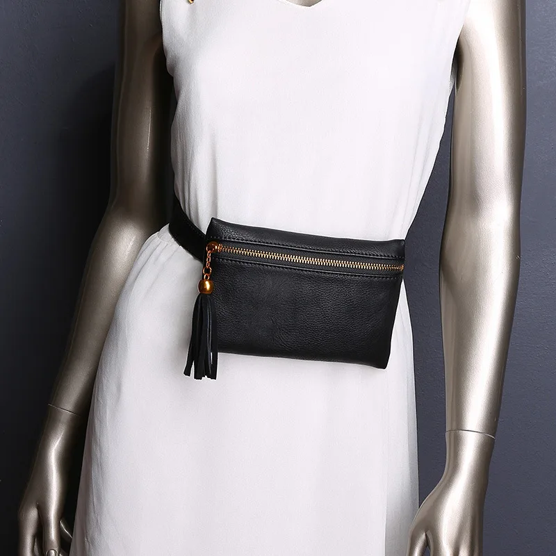 Женские поясные сумки с кисточками однотонные черные маленькие на молнии