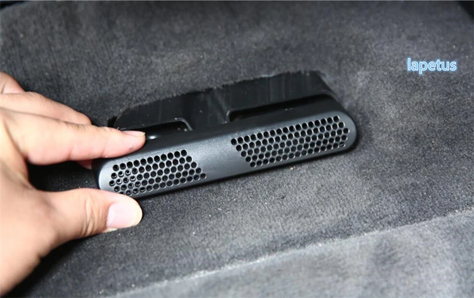 Lapetus Plastic Black Seat Below Heat Floor Air Conditioning AC Duct Vent Outlet Grille Cover Fit For Cadillac XT5 2016 - 2020 | Автомобили