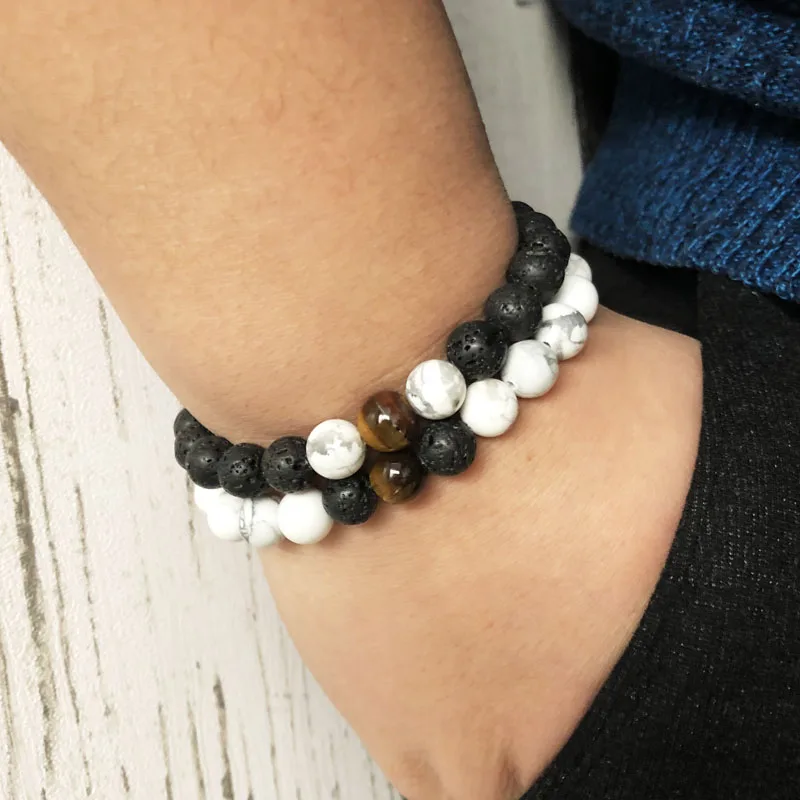 Набор из 2 Парные браслеты подарки для парня подарочные идеи него Howlite & Lava браслет