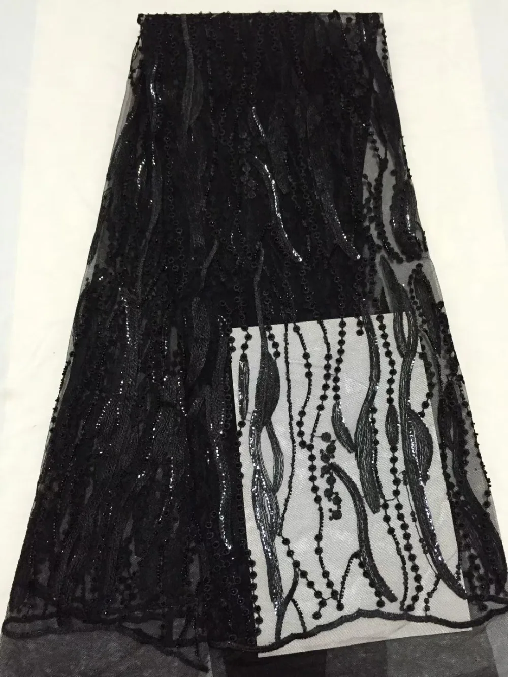 

Wedding Material Luxury Fabric Nigerian French Tulle Lace Fabric Embroidered African Handwork Beaded Sequins French Lace Fabric
