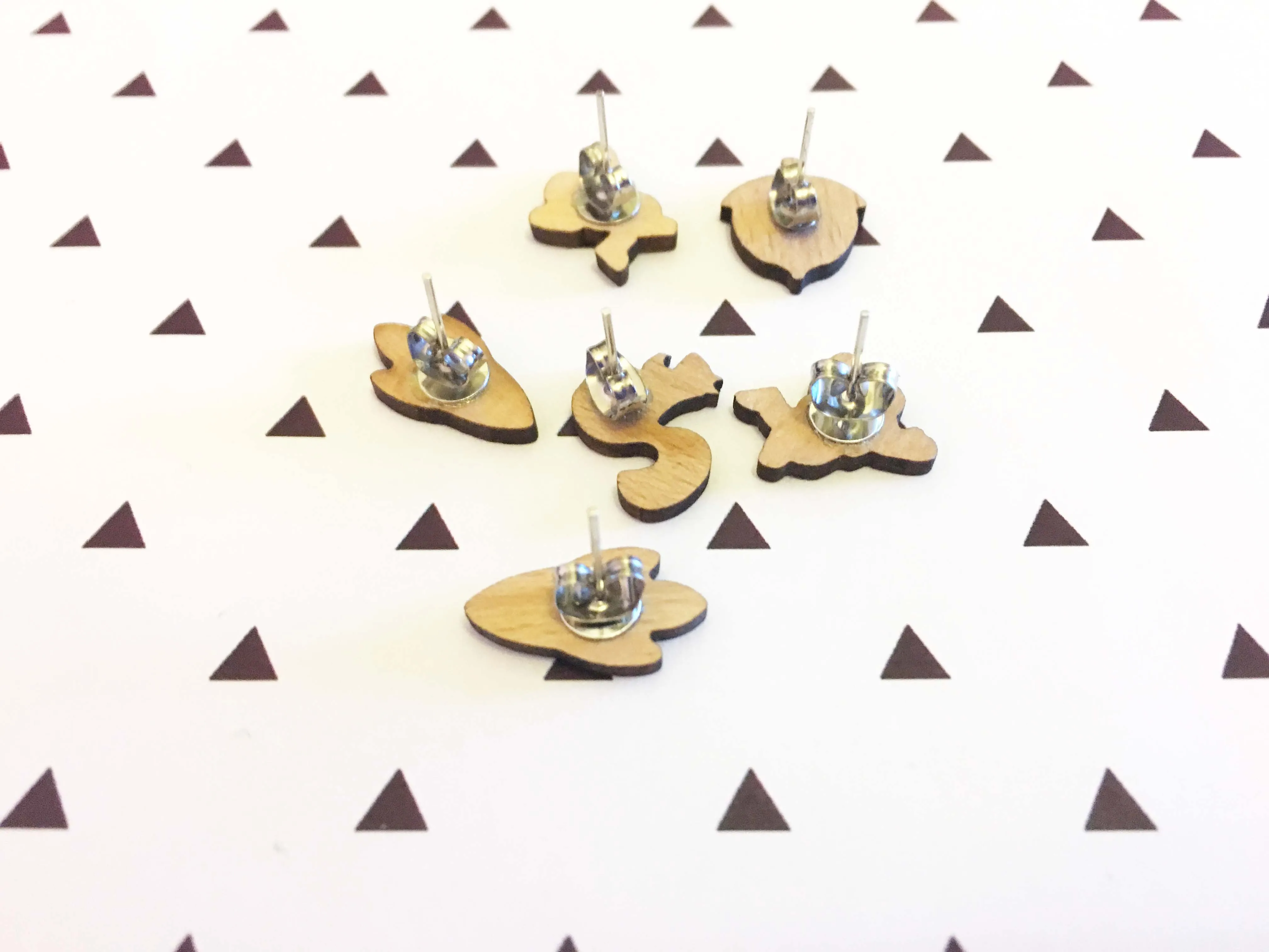 Деревянные серьги гвоздики в форме треугольника 1 пара|triangle earrings|triangle studwooden earring