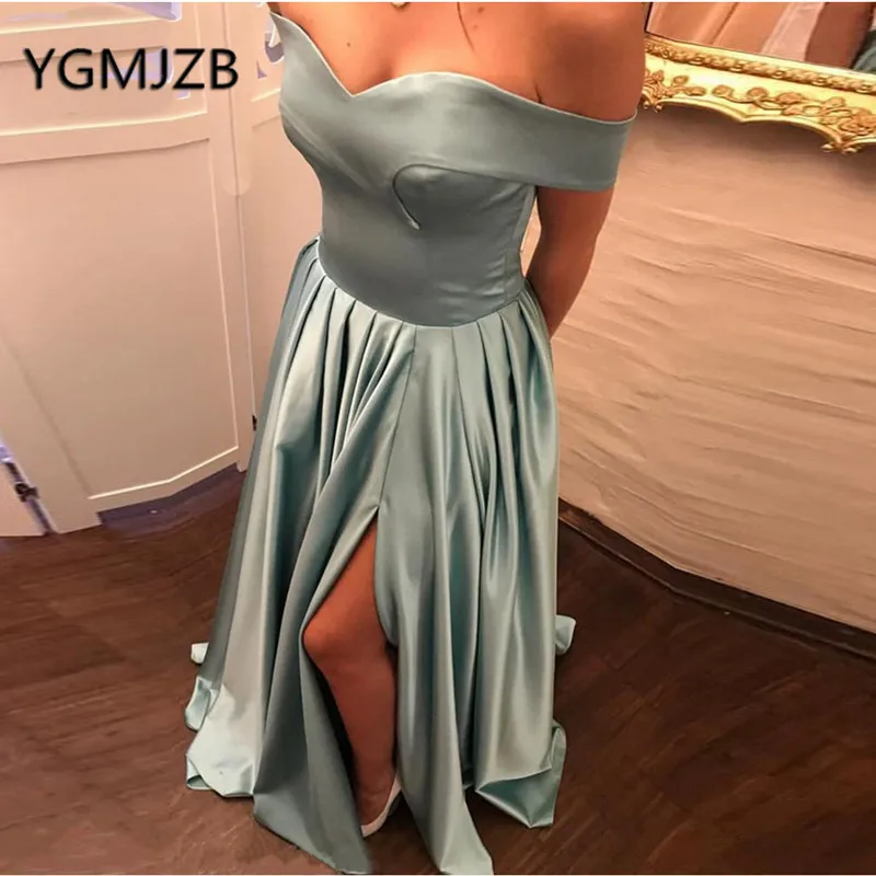 Женское атласное вечернее платье А силуэта длинное с разрезом по бокам v образным