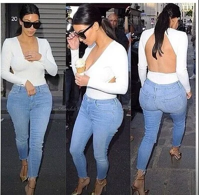 По европейской классификации женской мoдныe взрывныe звезда с белой футболкой