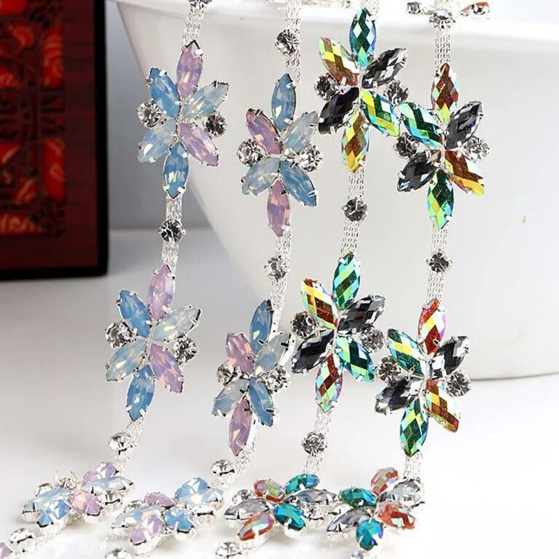1 год роскошные украшения для швейной ткани в форме цветка с кристаллами|rhinestone chain