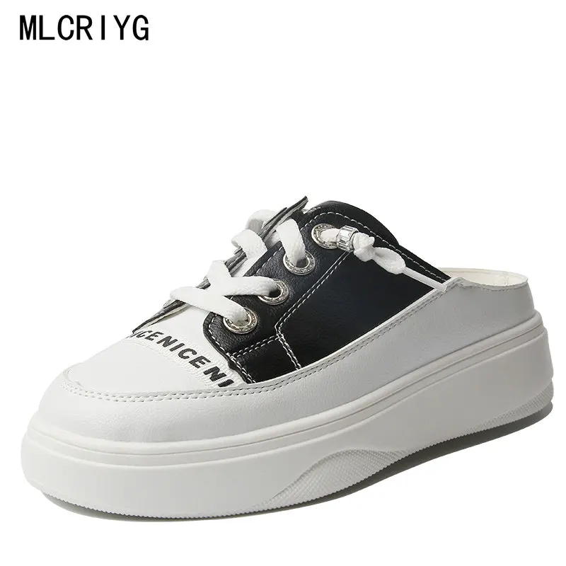 Женские шлепанцы на плоской подошве черные или белые в западном стиле Размеры 35-40