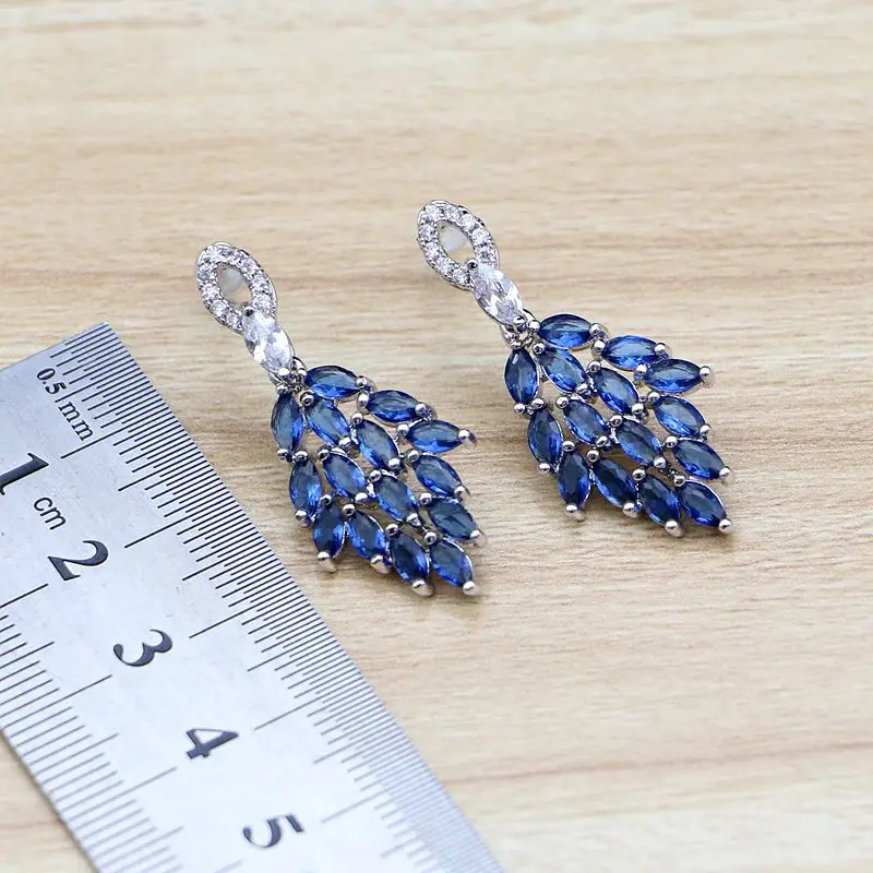 Серьги подвески женские из серебра 925 пробы в форме листьев с синим