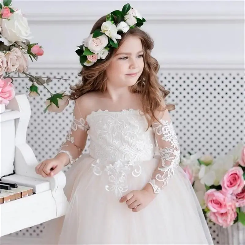 

Pretty Princess Flower Girl Dresses 2019 Sheer Long Sleeves Lace Applique Tulle Girls Communion Dress vestidos de fiesta