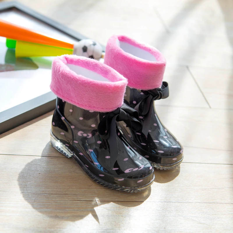 Милые Мультяшные детские короткие резиновые сапоги с кристаллами бантом лентой