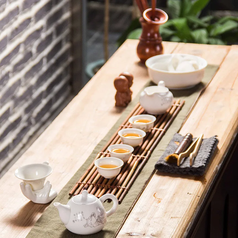 Женский элегантный керамический чайник домашний декоративный фарфоровый