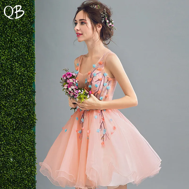 Бальное платье с v-образным вырезом тюль цветочной аппликацией короткие