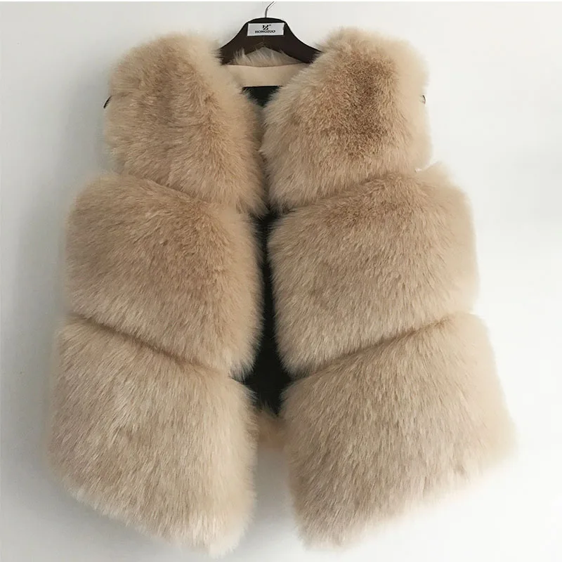 

AKSLXDMMD 2019 Winter Women's Thick Warm Faux Fox Fur Vest High Quality Fashion O-Neck Short Fur Coat For Women Outwear YR063