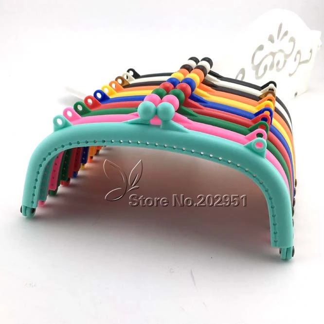 10 шт. 15 см конфетных цветов пластиковая оправа для кошелька с отверстием сумки