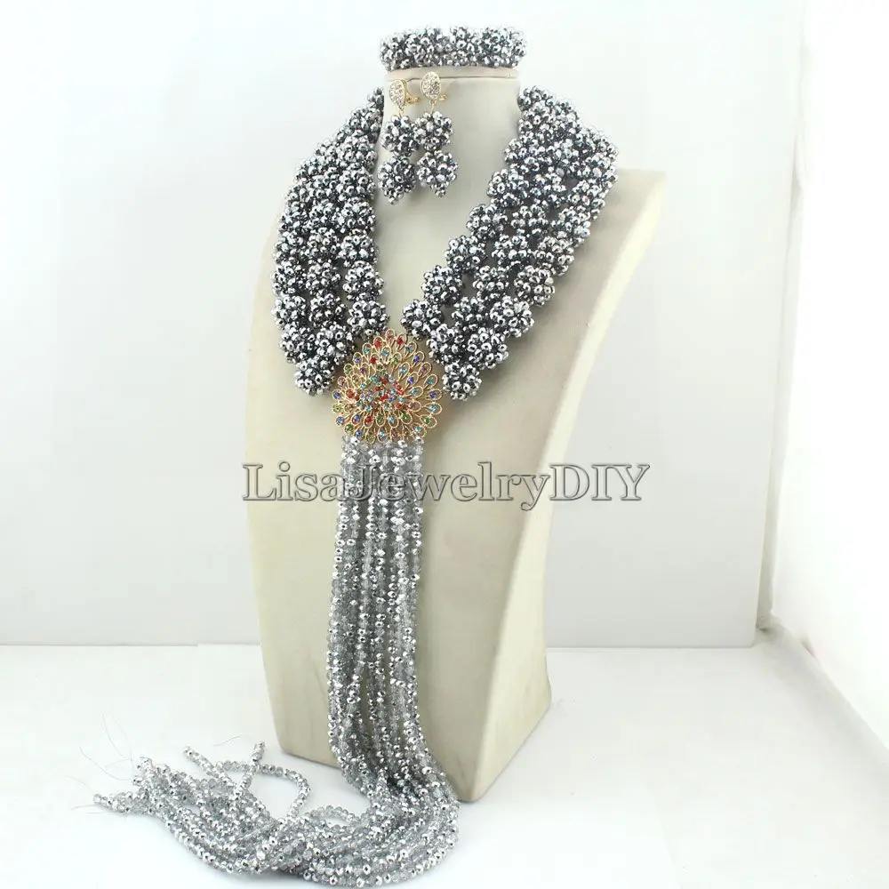 Рисунок 6 - Набор ювелирных изделий ручной работы из серебра