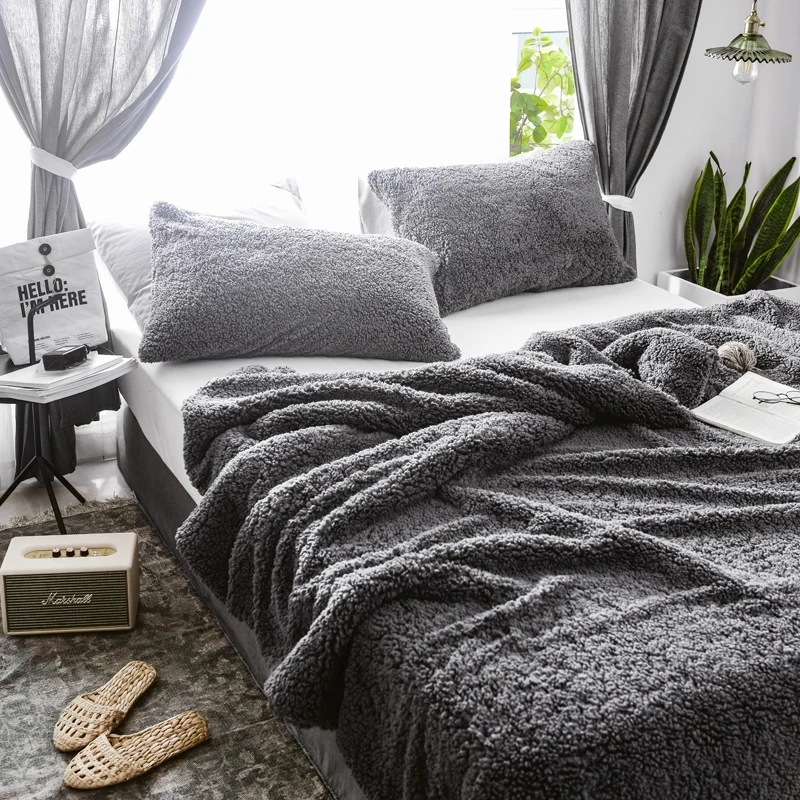 

Комплект из фланелевый набор постельных принадлежностей пододеяльника и 2 наволочек, кашемир, зимний