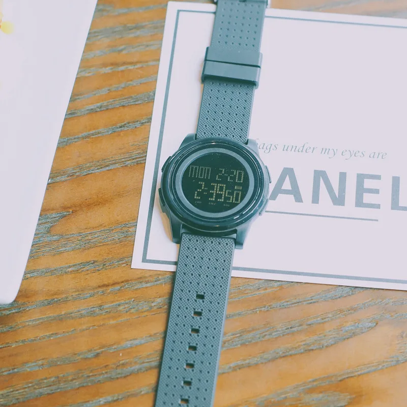 Креативный минималистичный силиконовый нормальный светодиодный часы мужские