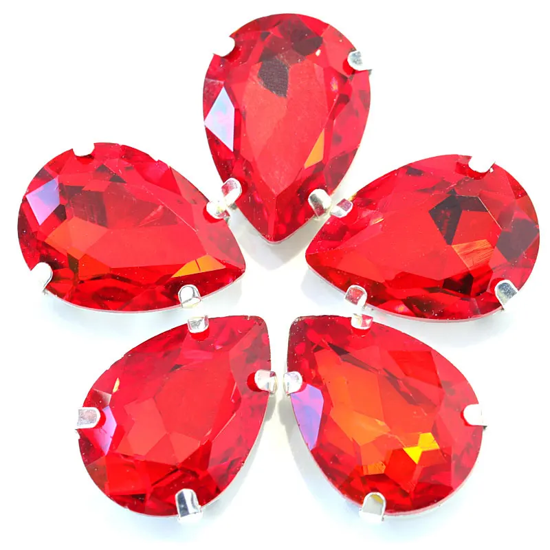 Каплевидные разноцветные стеклянные стразы шьют на Стразы с когтями каплевидные