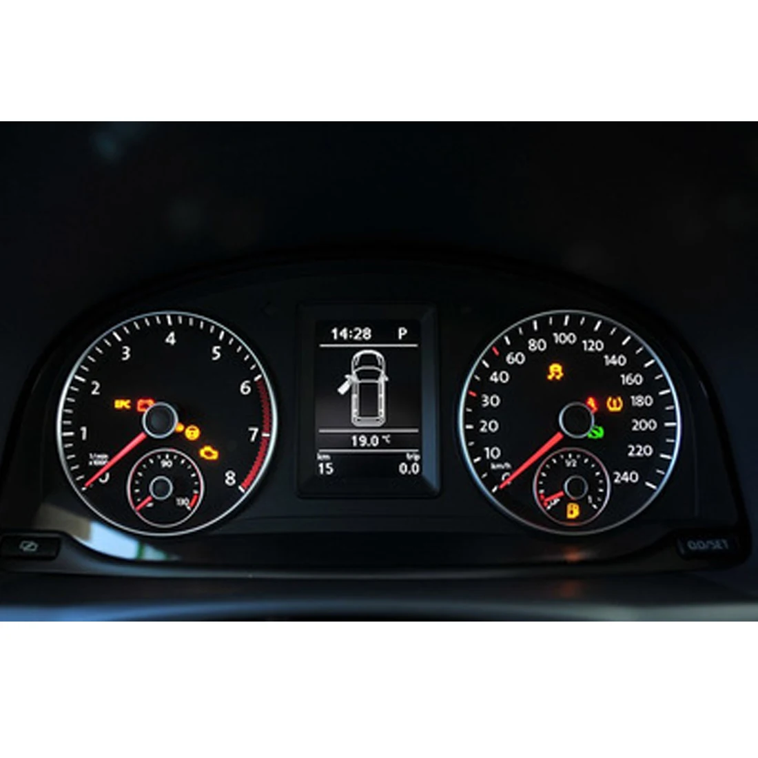 Dongzhen для VW TOURAN 2011 приборная панель для приборной панели автомобиля защитная пленка устойчивая к царапинам авто аксессуары для стайлинга автомобилей