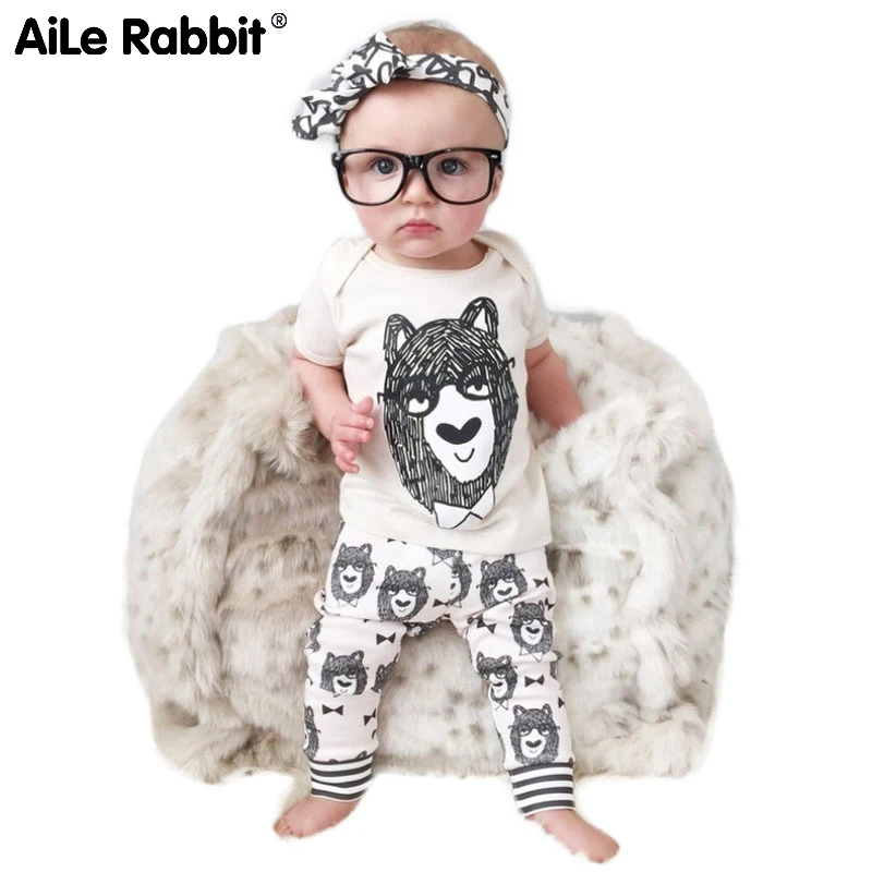 Комплект одежды для новорожденных футболка и штаны 2 шт. |