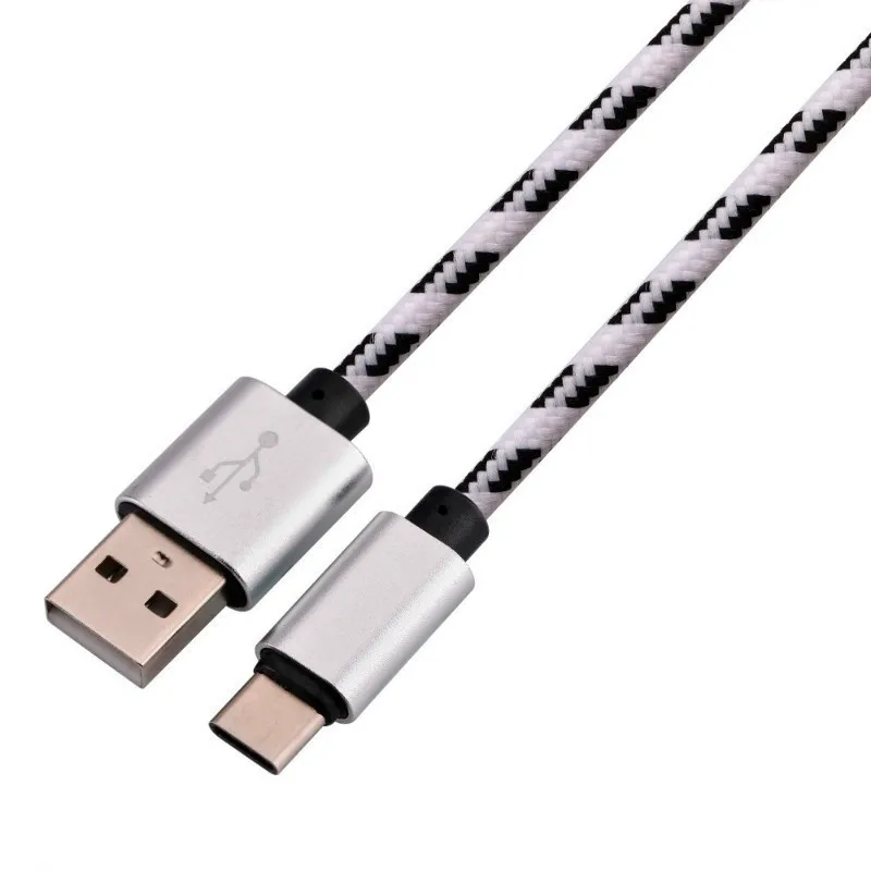 Металлическое автомобильное зарядное устройство с двумя USB-портами типа C для