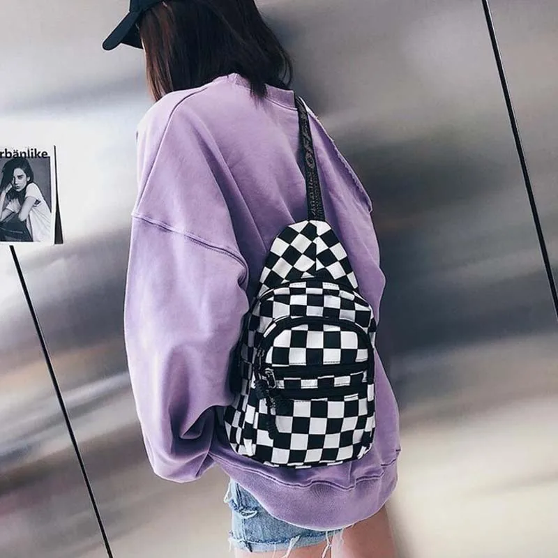 Повседневные женские черно-белые нагрудные сумки в клетку стиле ретро сумка на