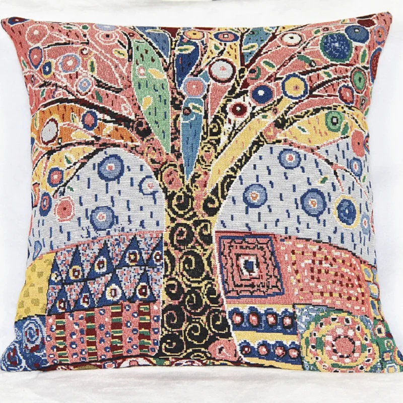 Классическая винтажная декоративная подушка в европейском стиле с цветочным