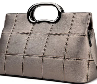silver handbag Высококачественные женские сумки, новые Сумки из искусственной кожи, женская сумка через плечо, маленькая стеганая сумка, повседневная сумка Bolsa Feminina - Цвет: silver handbag