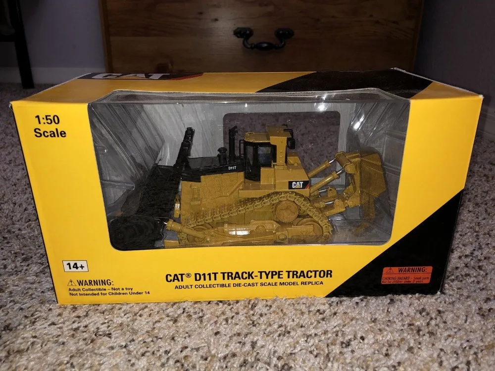 Литая игрушка модель Norscot 1:50 гусеница Cat D11T Гусеничный Трактор БУЛЬДОЗЕР Инженерная техника 55212 для мальчика подарок, коллекция