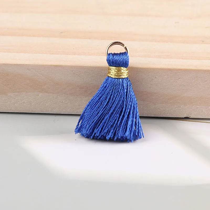 16 Royal Blue Ipsequins 10 шт./лот 2 см мини шелковистые кисточки красочные маленькие кисточки для ювелирных изделий diy boho браслет ожерелье изготовление поставки - Цвет: 16 Royal Blue