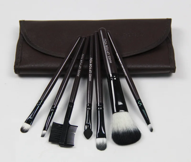 Набор профессиональных кистей для макияжа набор из 7 предметов кофейный чехол