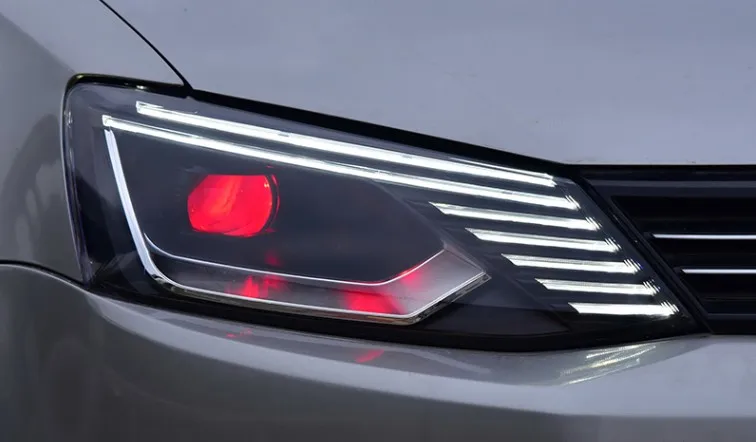 Red devil eye KOWELL автомобильный Стайлинг для VW JETTA MK6 2011 2012- светодиодные фары головного света Audi Стиль Биксеноновые линзы HID автомобиля - Цвет: Red devil eye