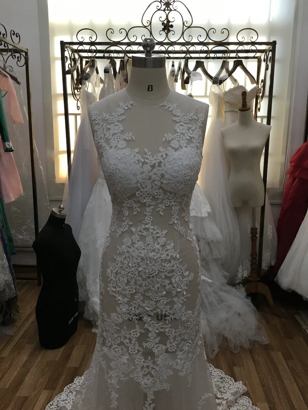 Настоящие фотографии Сексуальная Кот Иллюзия Кружева торжественные платья 2017